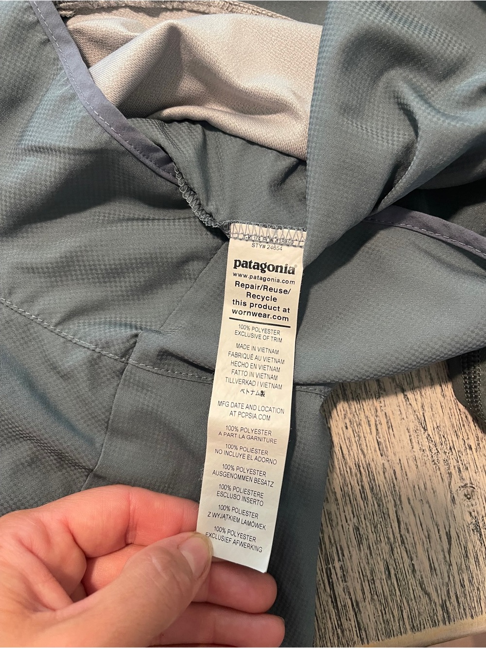 Patagonia Women's Strider Shorts 3.5" Plume Grey Size M - Picture 12 of 13